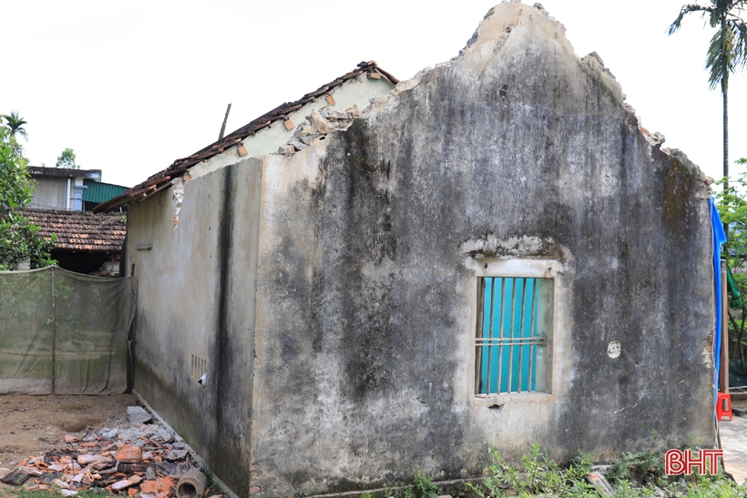 Khởi công xây dựng và bàn giao nhà ở cho hộ nghèo ở Nghi Xuân, Can Lộc